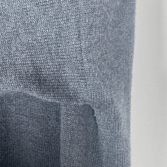Cashmere Blend White House Black Market Dark Gray Crew Neck Sweater Sz L Cozy - Picture 9 of 11
